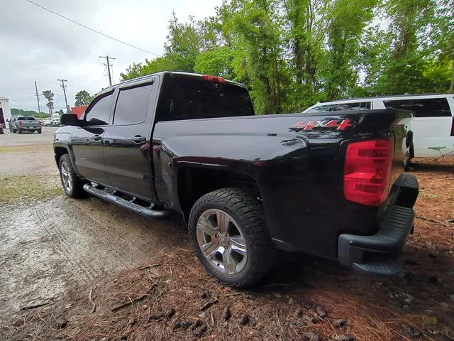 Used 2018 Black Chevrolet Custom image 12