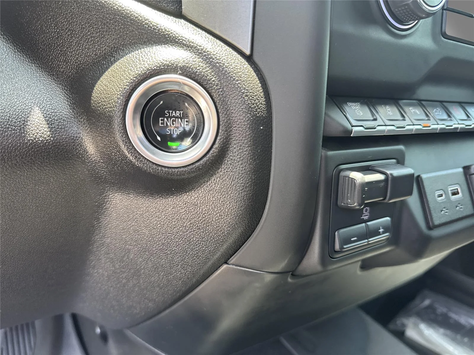 Used 2024 Summit White Chevrolet Custom image 26