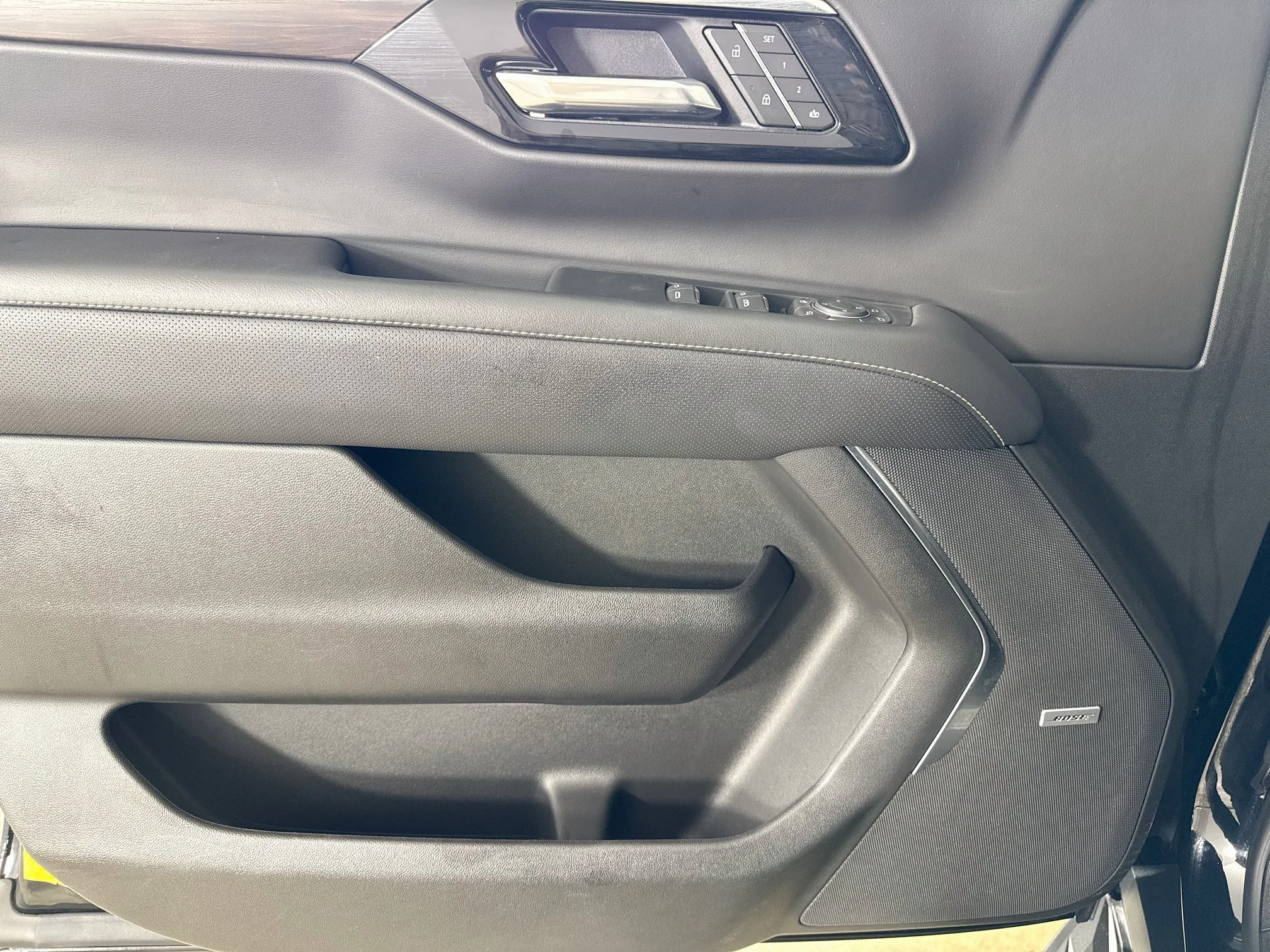 Used 2025 Black Chevrolet Premier image 20