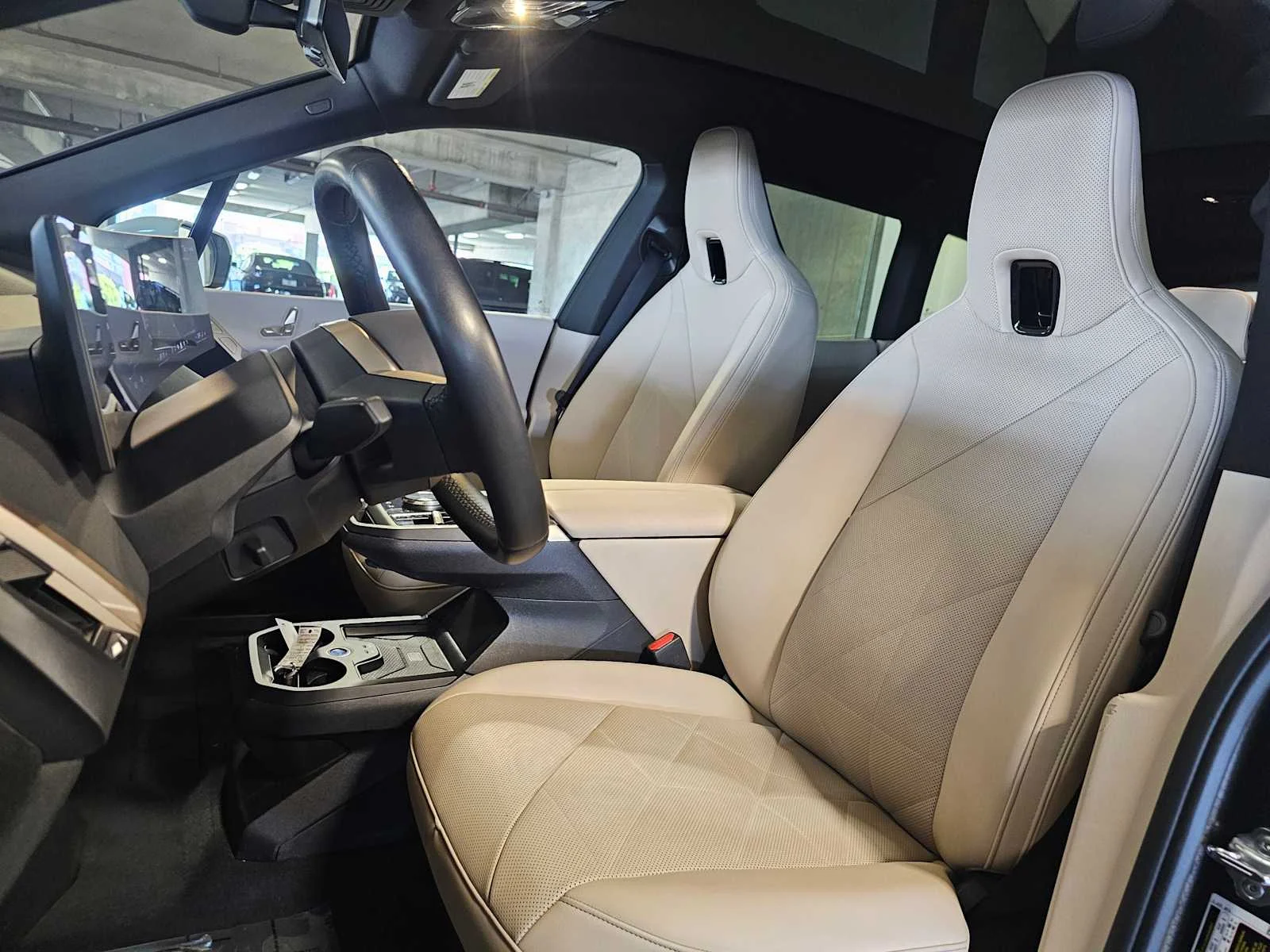 Certified Used 2024 Alpine White BMW xDrive50 image 23