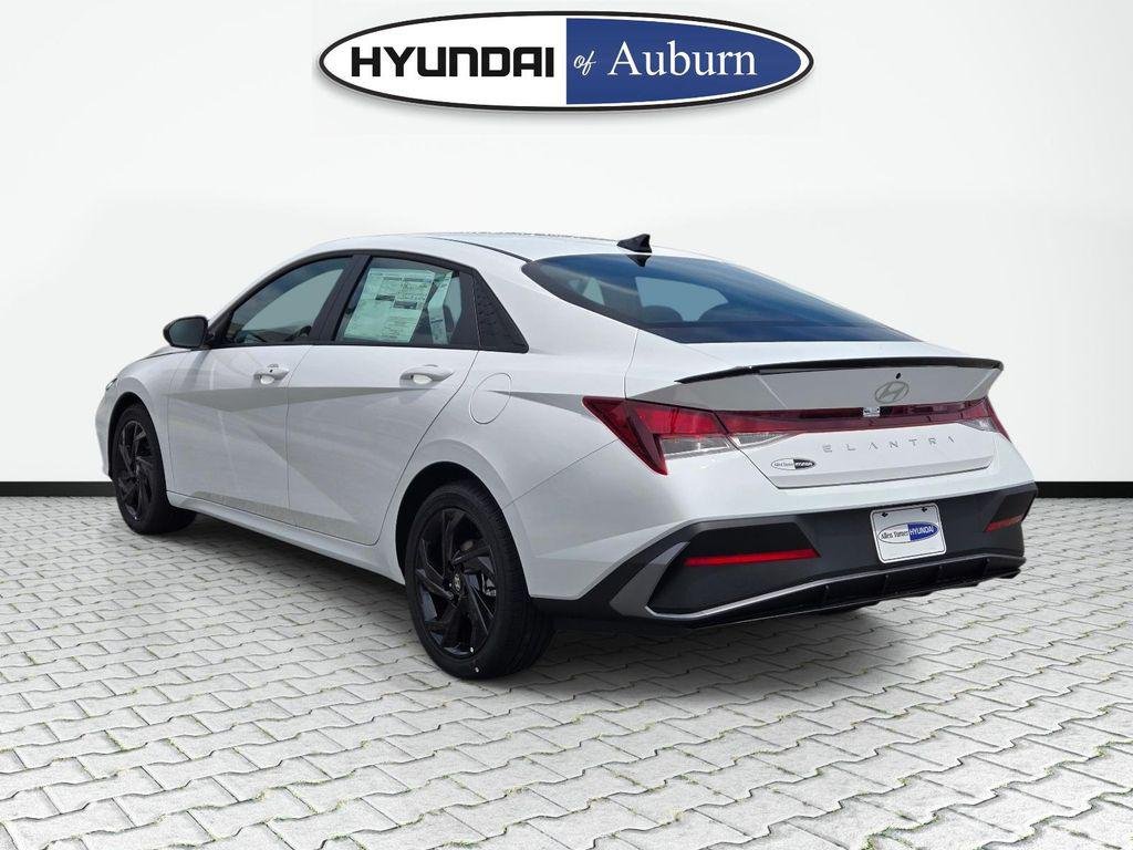 New 2026 White Hyundai SEL Sport image 8