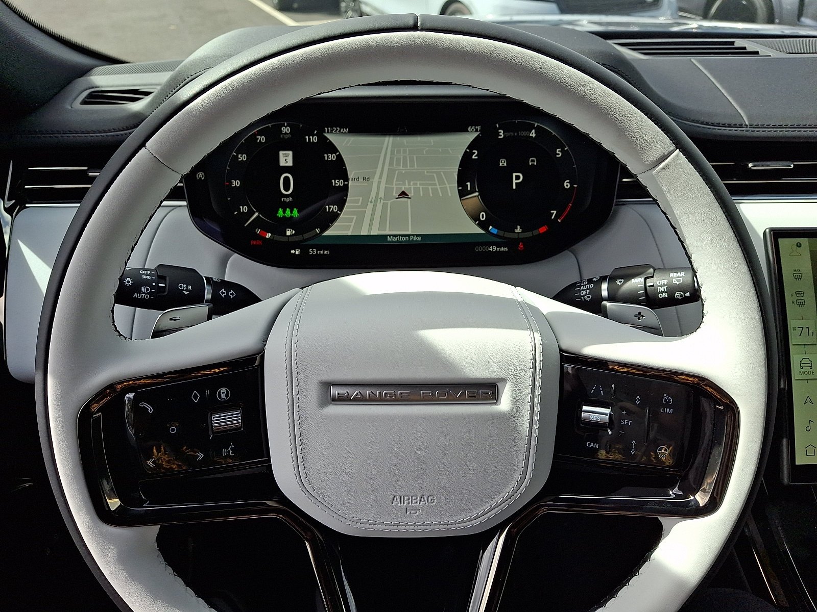 New 2027 Varesine Blue Land Rover Dynamic SE image 11