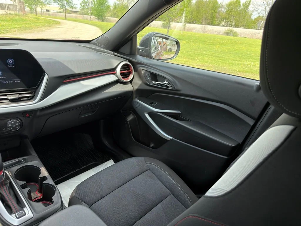 Used 2024 Red Chevrolet 1RS image 19