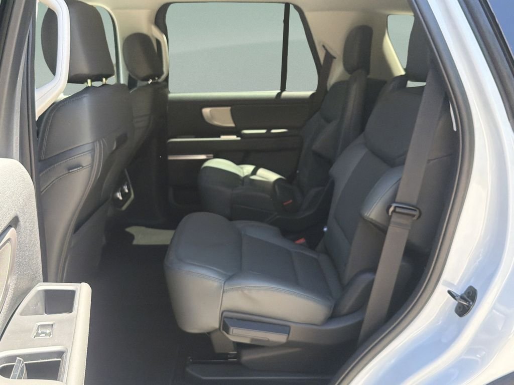 New 2026 Silver Ford Active image 17