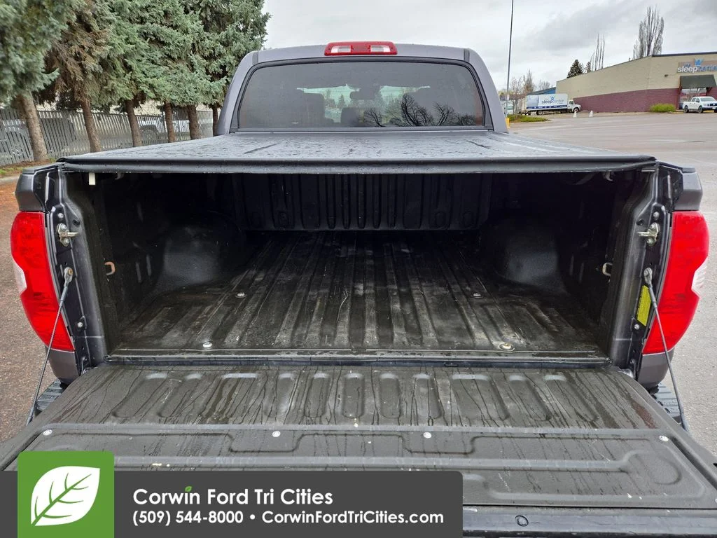 Used 2018 Magnetic Gray Metallic Toyota Platinum image 32