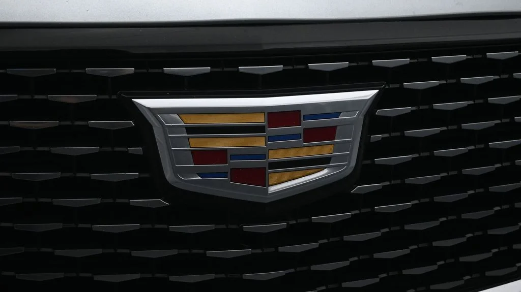 Certified Used 2023 Silver Cadillac Luxury image 18