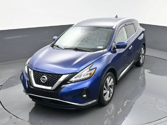 Used 2020 Deep Blue Pearl Nissan SL image 23