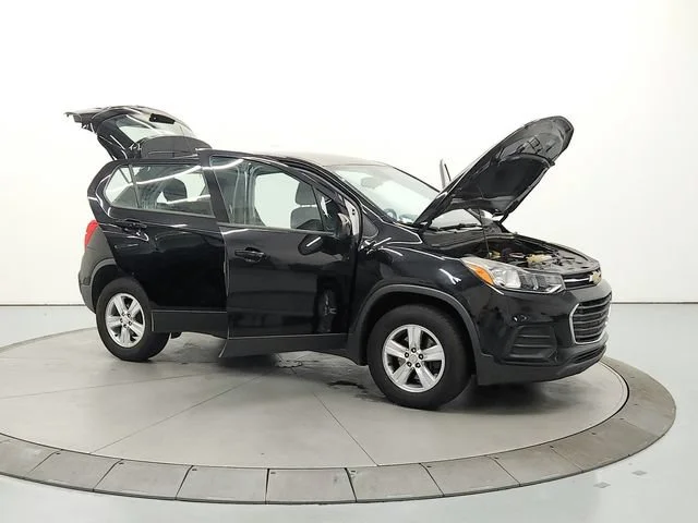 Used 2017 MOSAIC BLACK METALLIC Chevrolet LS image 10