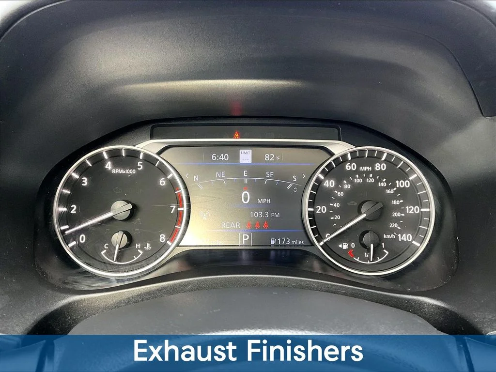 2023 Nissan Altima SV - Photo 17