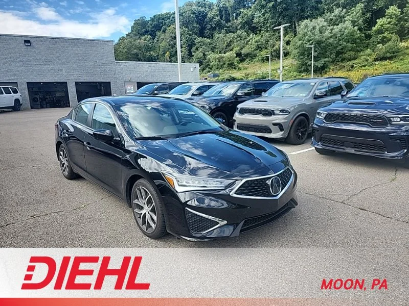 Used 2022  Acura Premium Package image 1