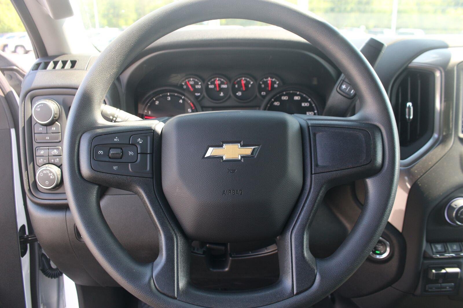 Used 2026 Summit White Chevrolet Custom image 20