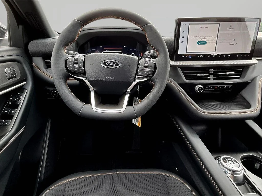 New 2026 Star White Metallic Tri-Coat Ford Tremor® image 16