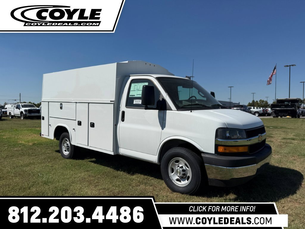 2026 Chevrolet Express Cutaway Base