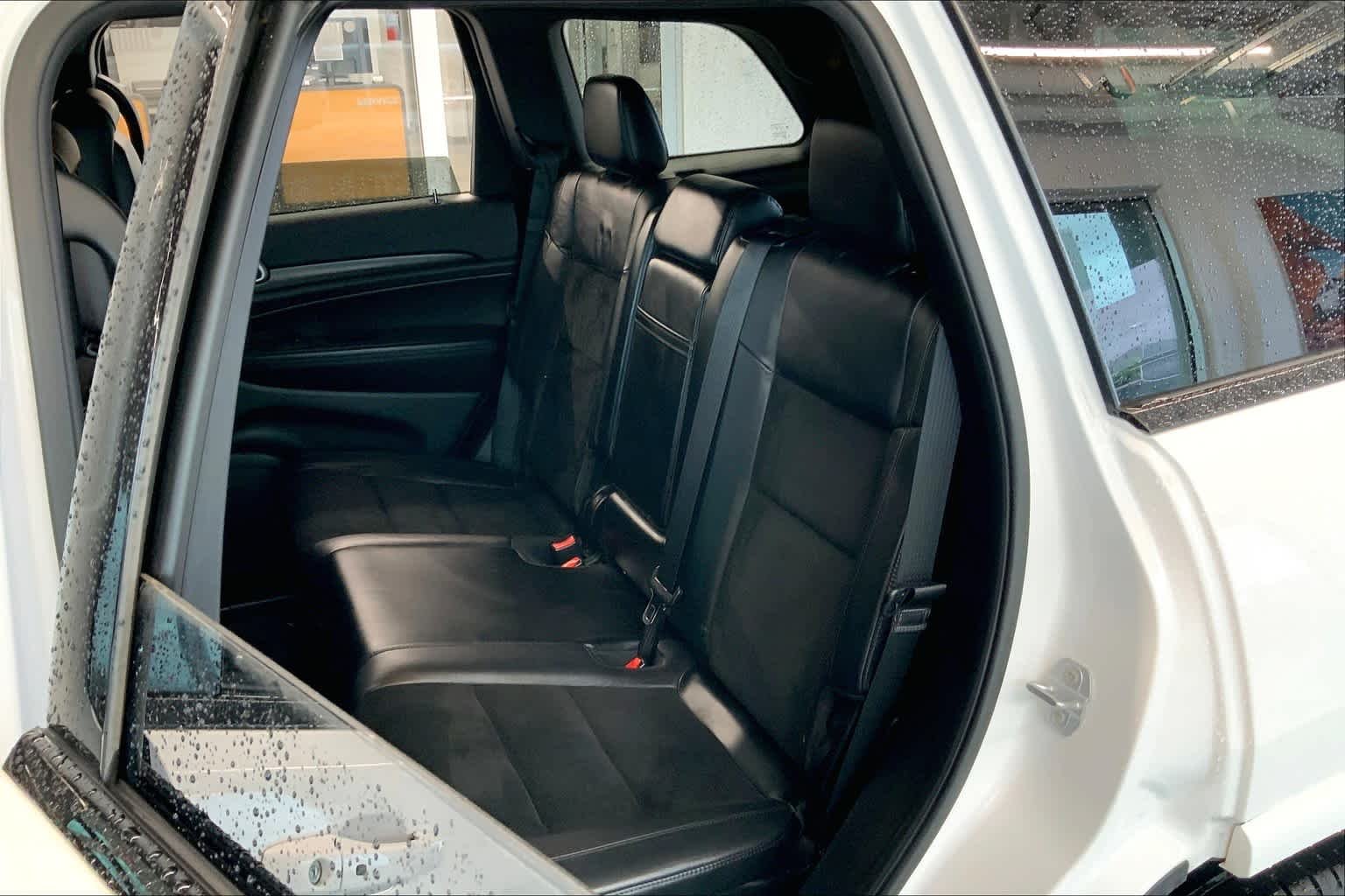 Used 2018 Bright White Clearcoat Jeep Altitude image 20