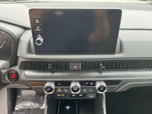New 2027 Solar Silver Metallic Honda LX AWD image 21