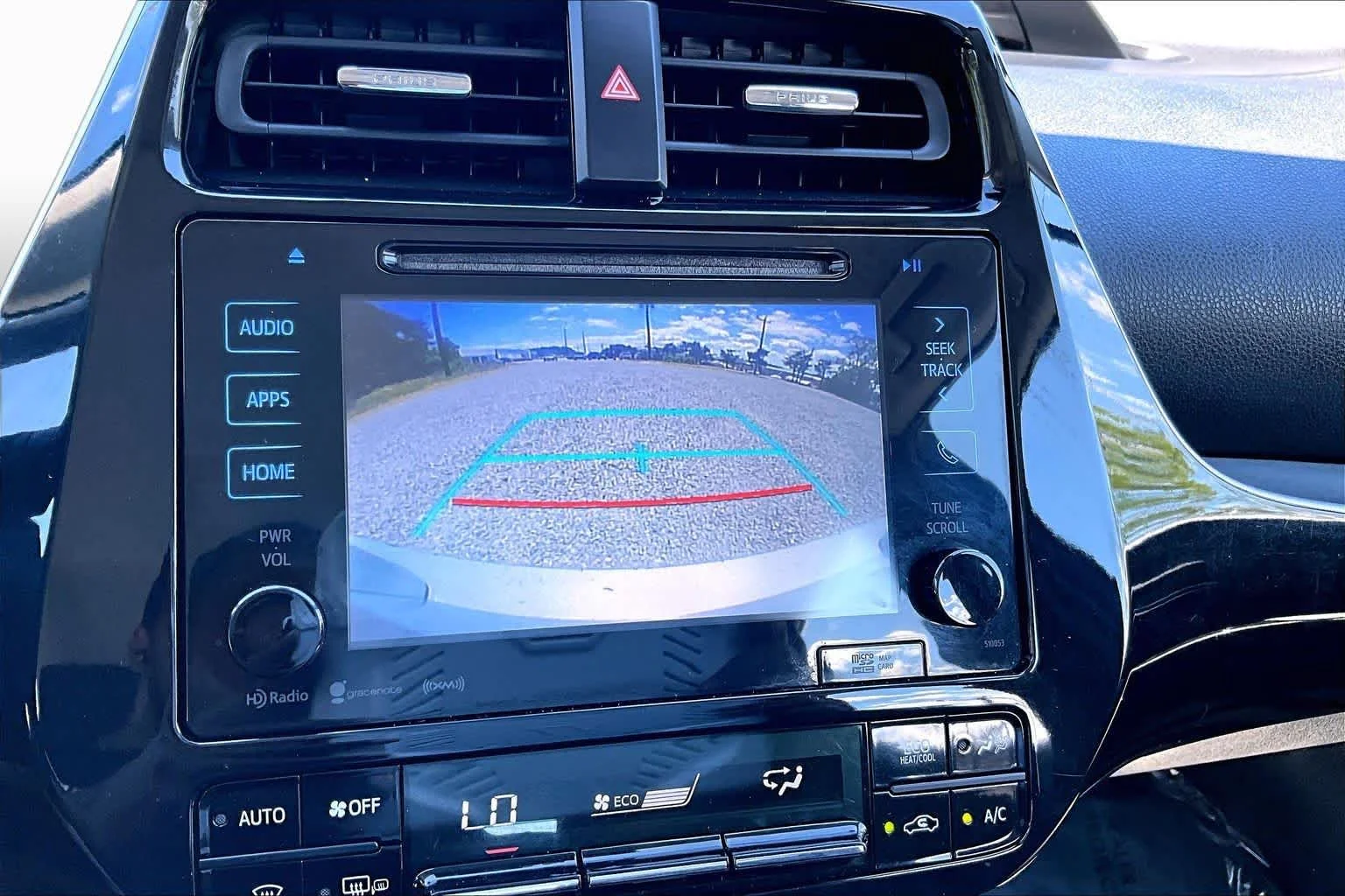 Used 2017 Sea Glass Pearl Toyota Three Touring image 27