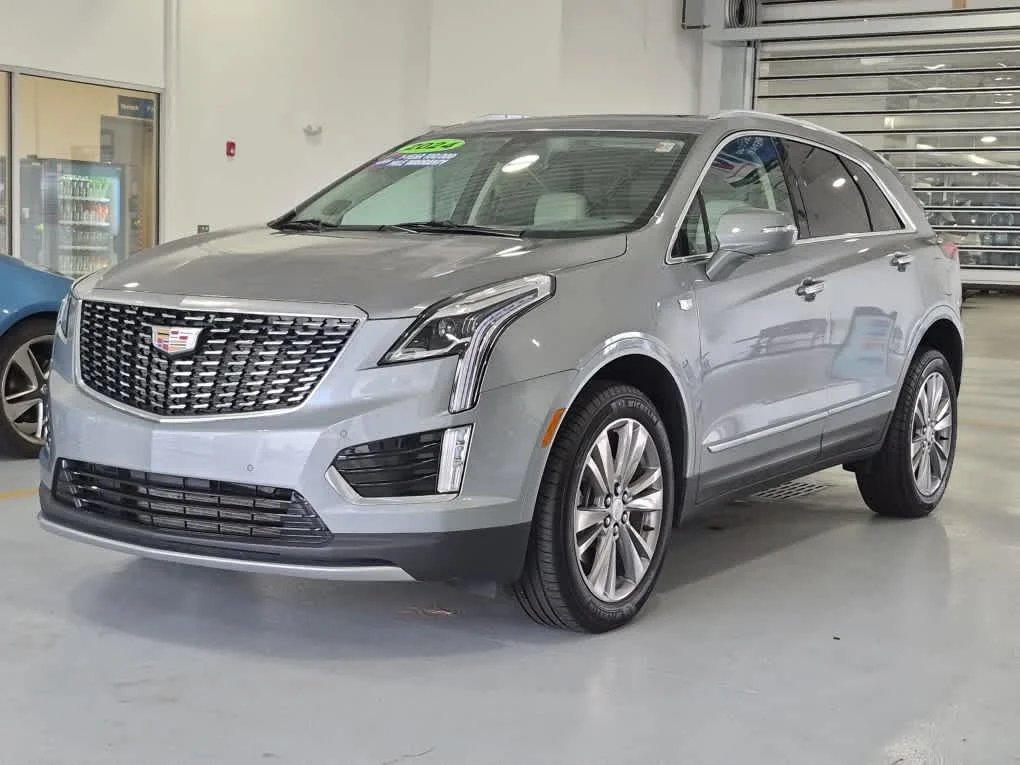 2024 Cadillac XT5 FWD Premium Luxury
