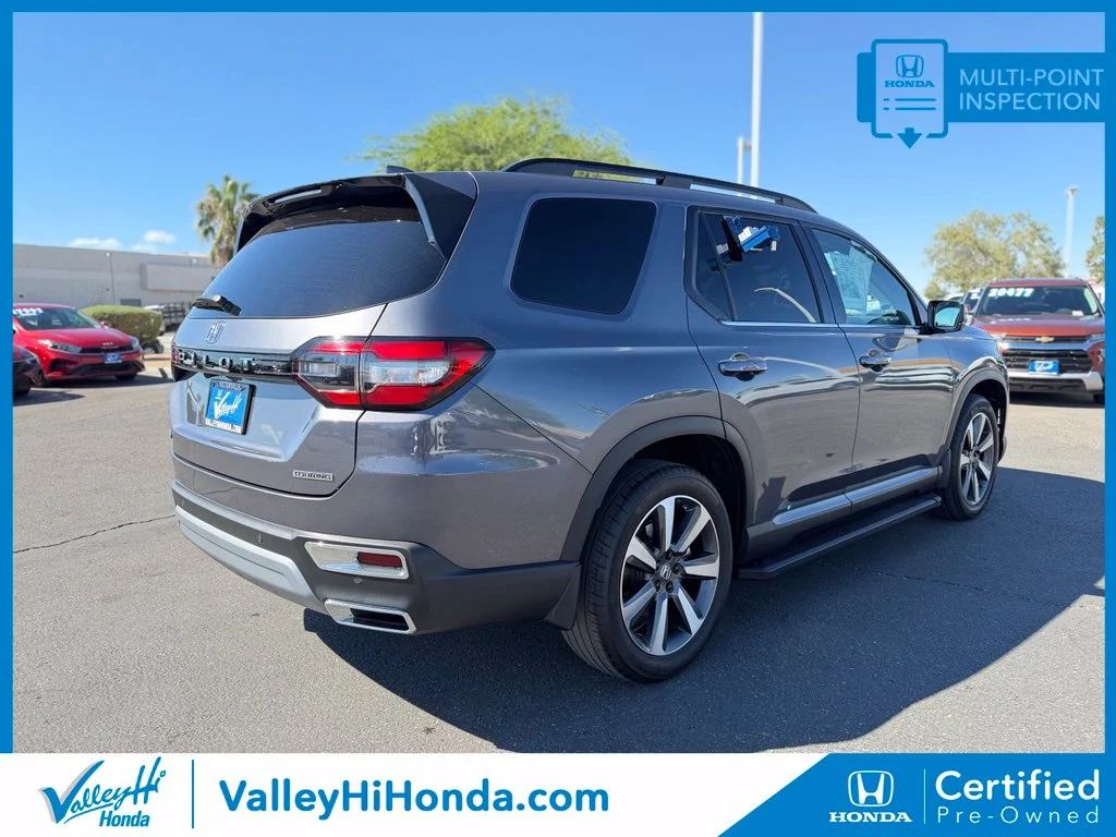 Certified Used 2025 Modern Steel Metallic Honda 2WD Touring image 8