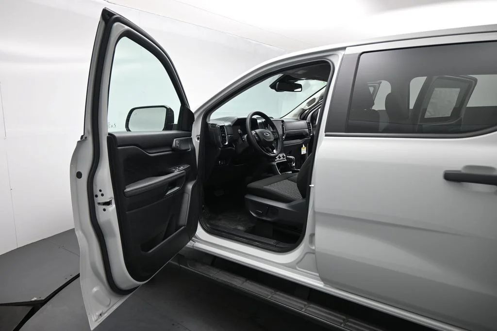 New 2026 Avalanche Ford XLT image 8