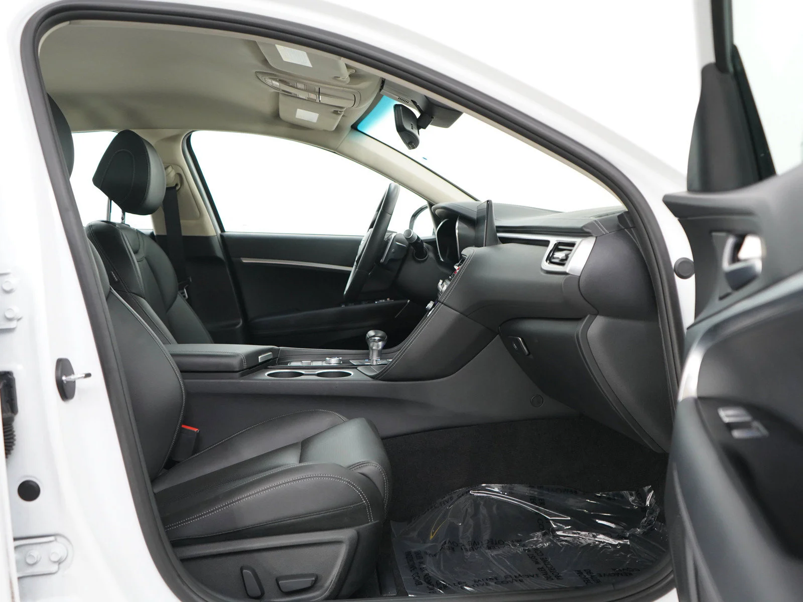 Used 2026 White Genesis 2.5T image 11