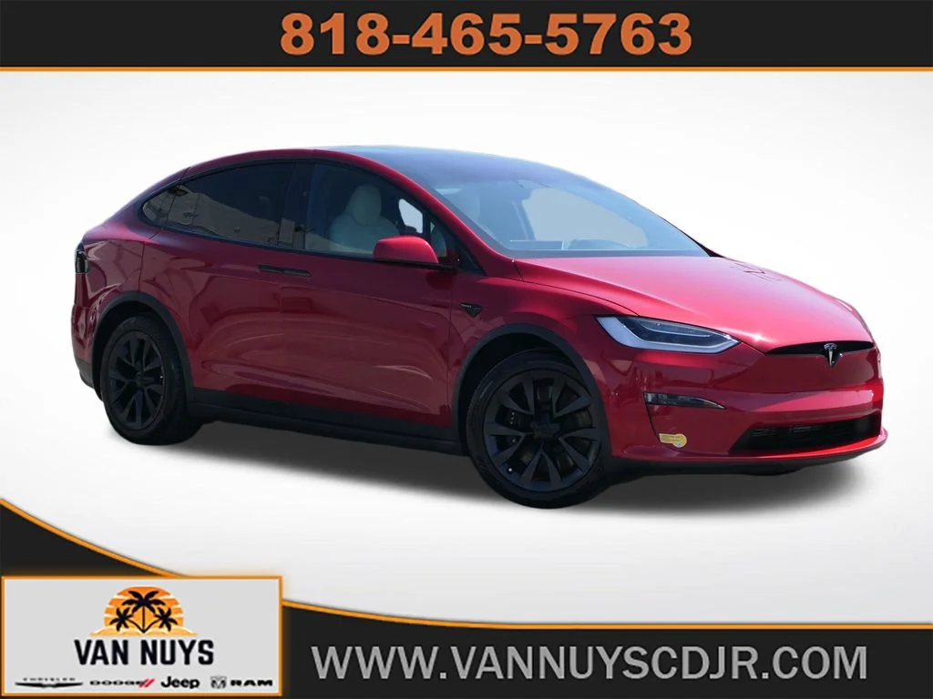 2022 Tesla Model X Plaid's photo