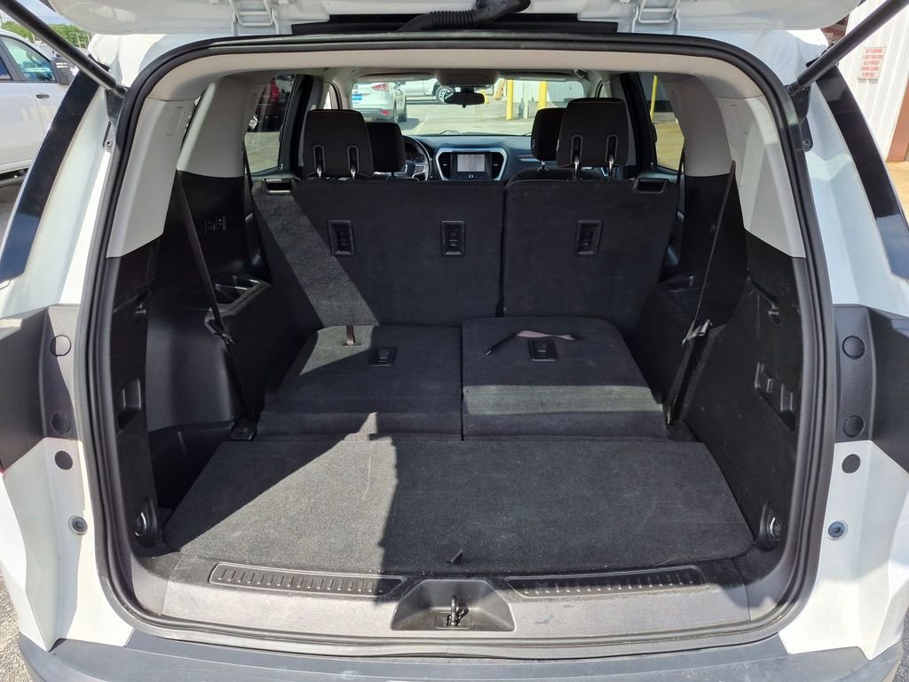 Used 2018 White GMC SLE-1 image 24