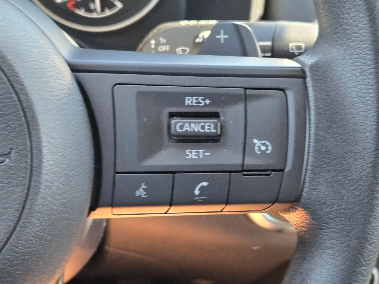Used 2023 Glacier White Nissan S image 31