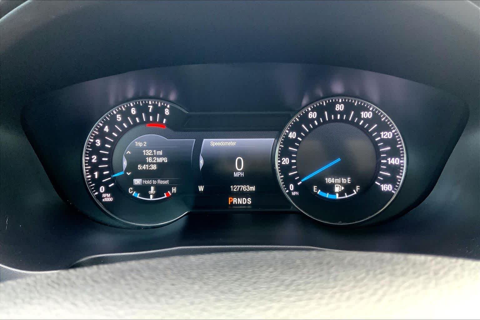 Used 2019 White Platinum Metallic Tri-Coat Ford Platinum image 26