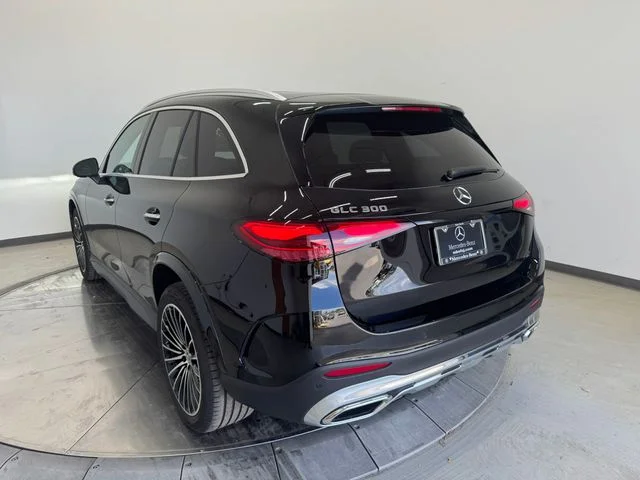 New 2026  Mercedes-Benz GLC 300 image 8