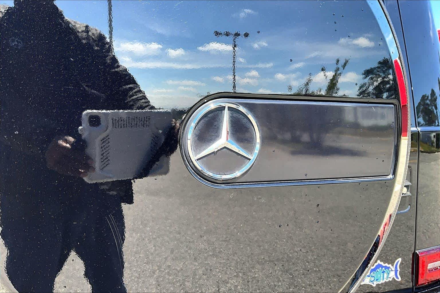 Used 2022 Obsidian Black Metallic Mercedes-Benz G 550 image 10