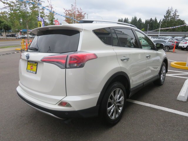 Used 2017 Blizzard Pearl Toyota Limited image 5