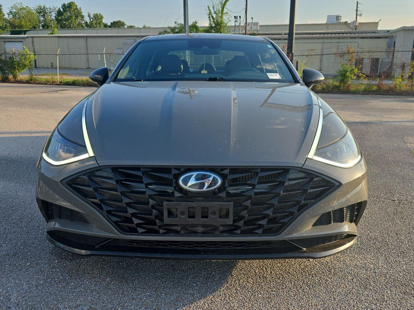 Used 2021 Hampton Gray Hyundai SEL Plus image 8