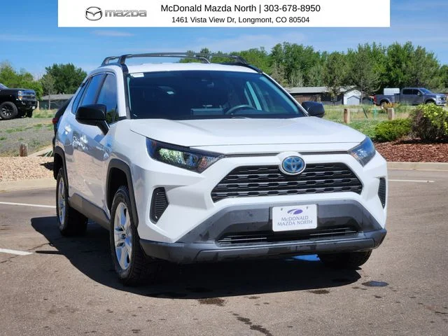 Used 2019 White Toyota LE image 4