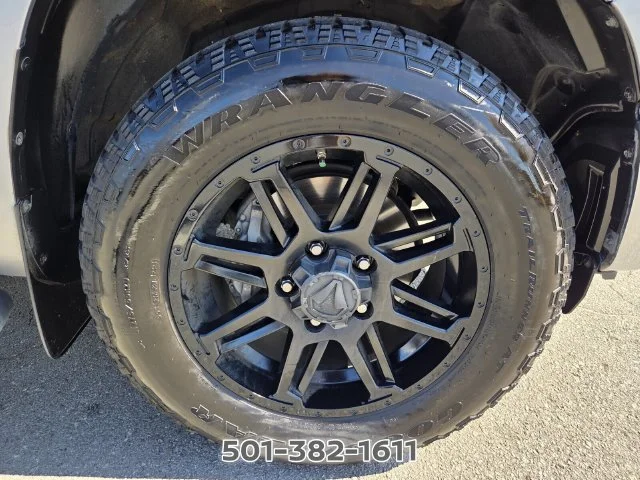 Used 2020 Silver Toyota SR5 image 22