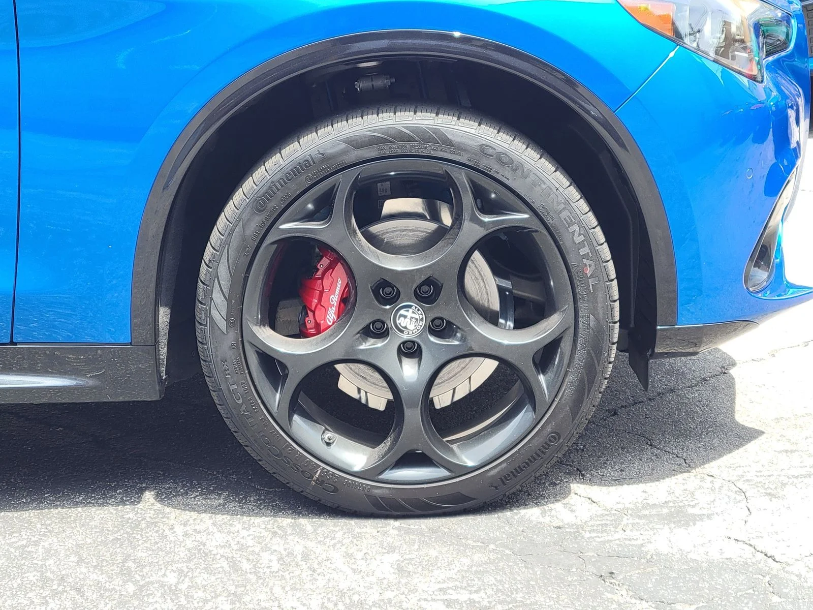 Used 2026 Blue Alfa Romeo Base image 28