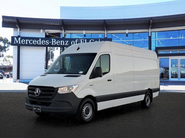 2025 Mercedes-Benz eSprinter Cargo Van