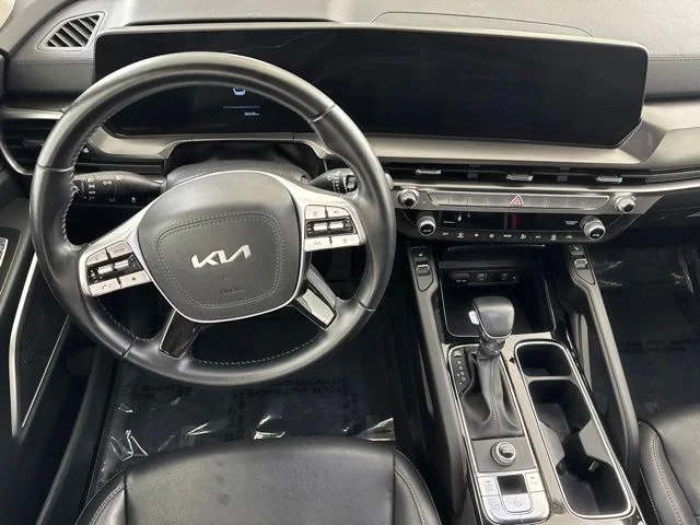 Used 2025 Gray Kia S image 24