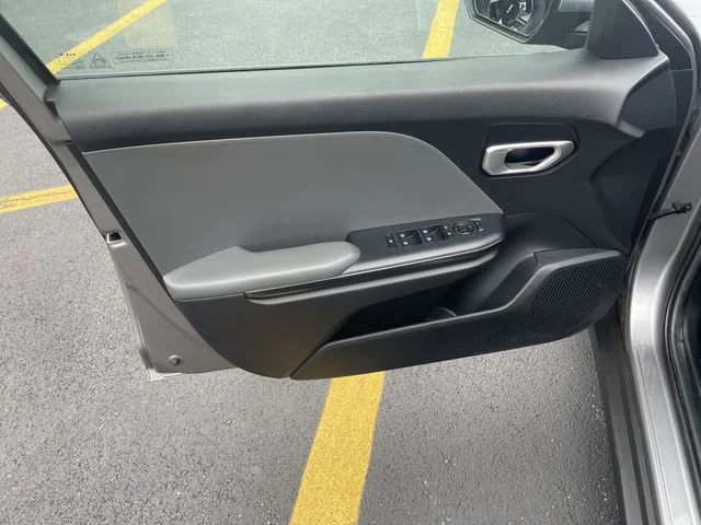 2025 Kia K4 LXS - Photo 14
