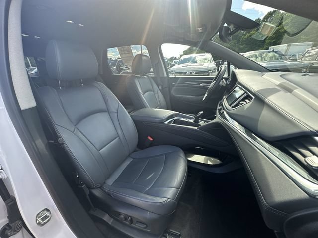 Used 2020 (Includes Satin Nickel lower exterior accent color.) Buick Essence image 30