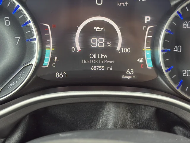 Used 2024 White Chrysler Touring L image 12