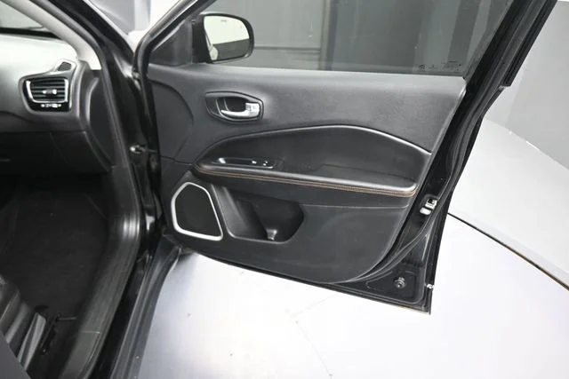 Used 2018 Black Jeep Limited image 13