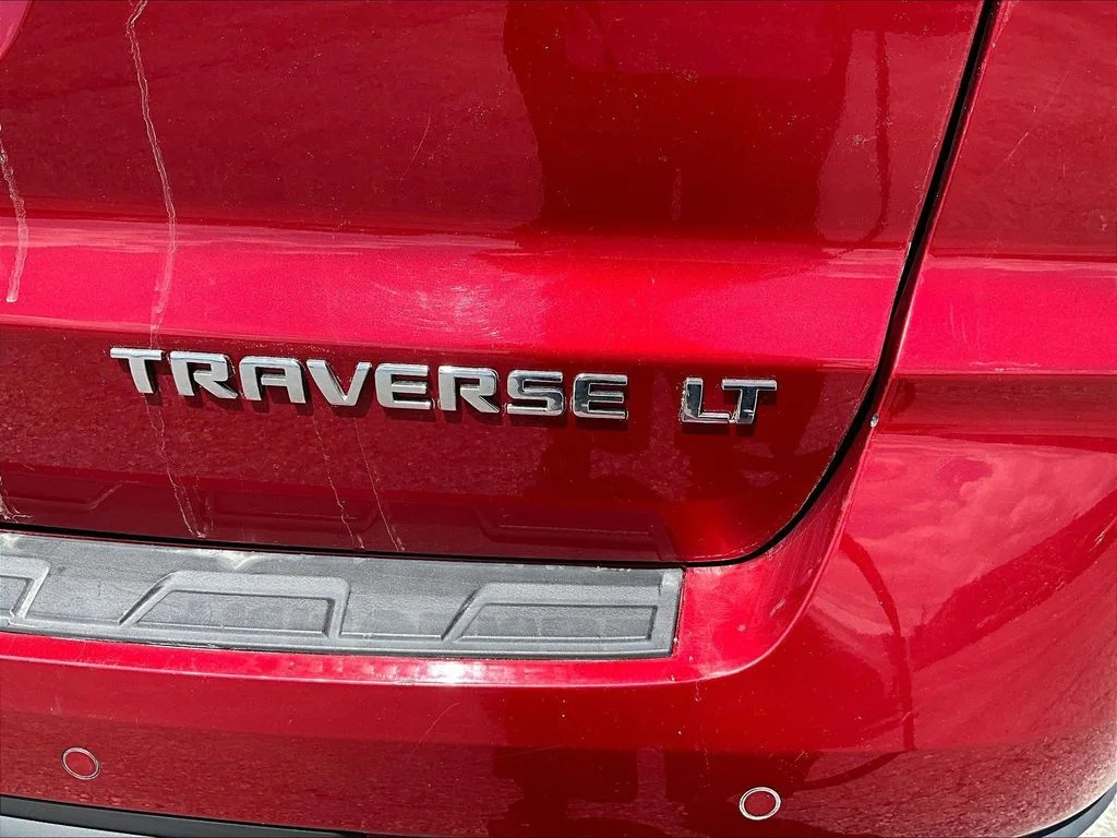 Used 2013 Red Chevrolet LT image 26