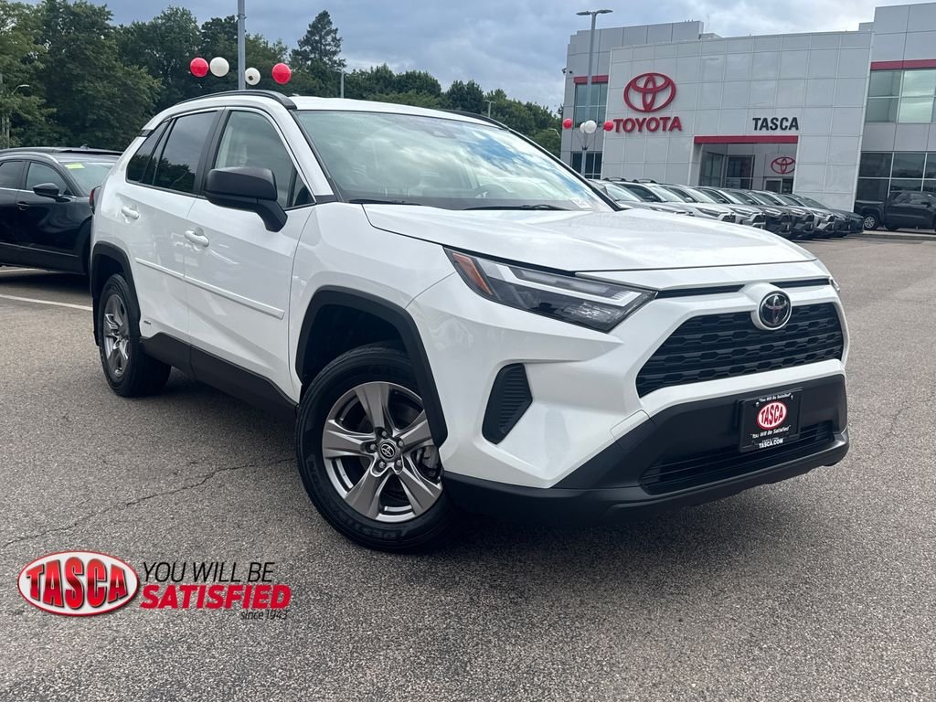 Used 2025 White Toyota LE image 1