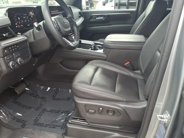 Used 2025 Sterling Gray Metallic Chevrolet Z71 image 13