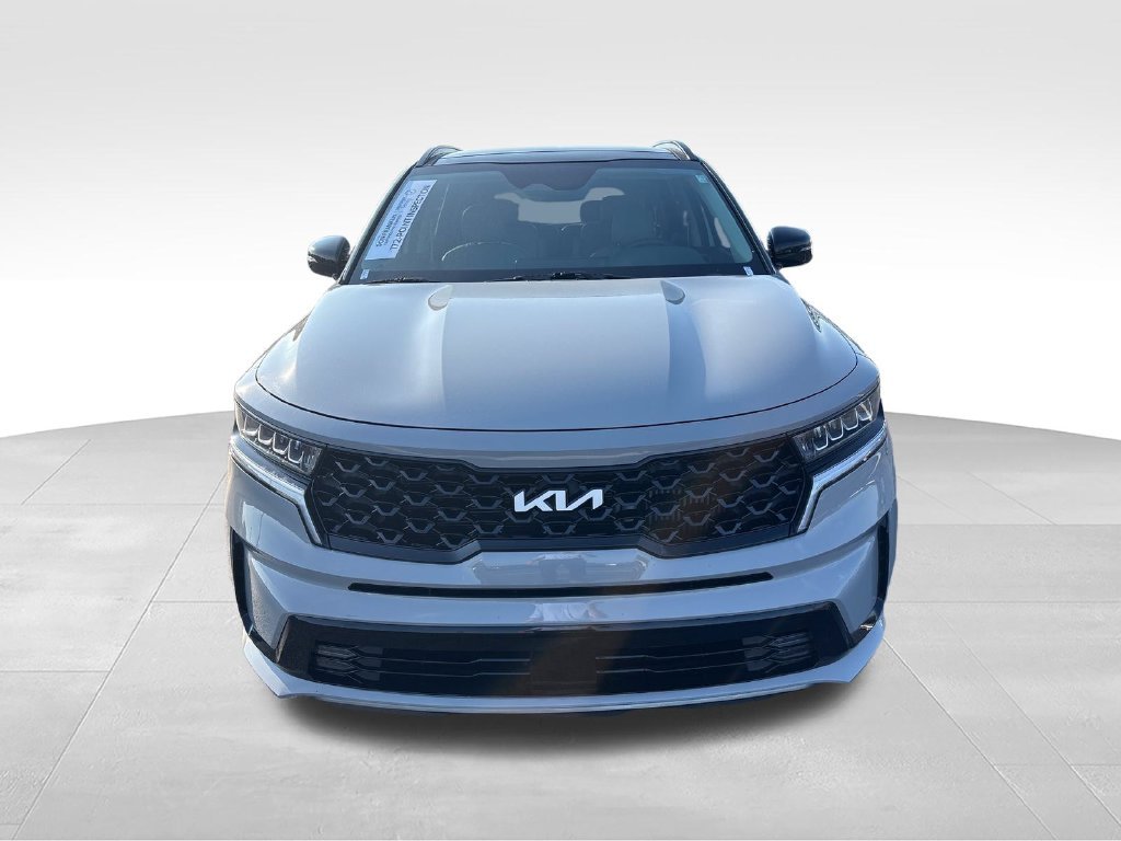 Used 2022 Gray Kia EX image 8