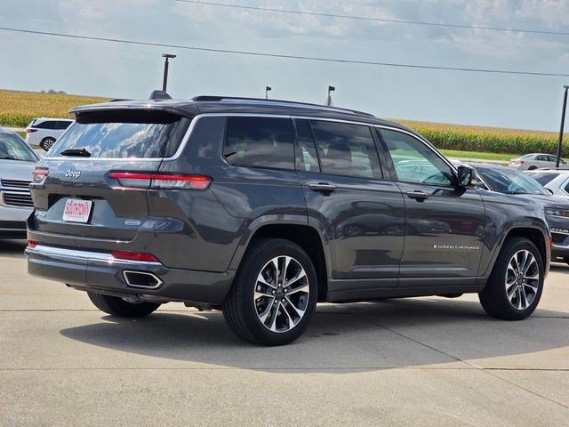 Certified Used 2022 Baltic Gray Metallic Clearcoat Jeep Overland image 7