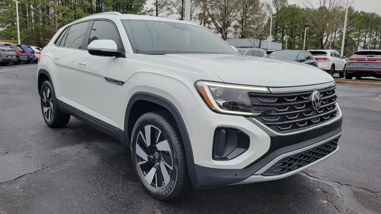 2026 Volkswagen Atlas Cross Sport SE w/Tech - Photo 8