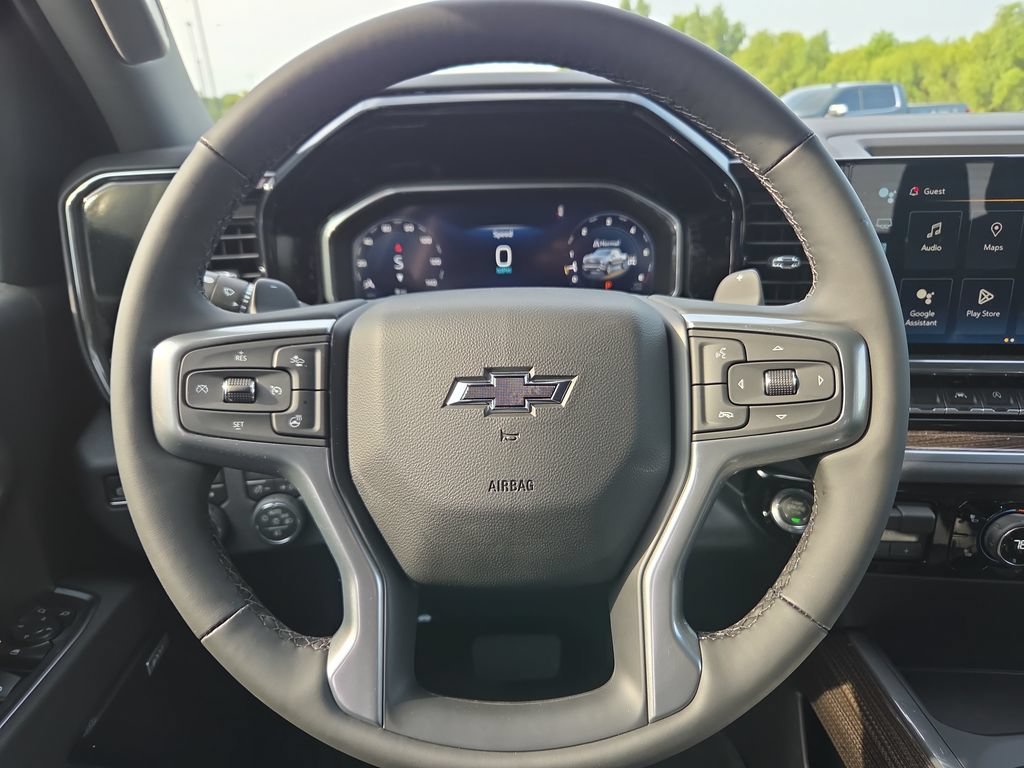 New 2026 Summit White Chevrolet RST image 12