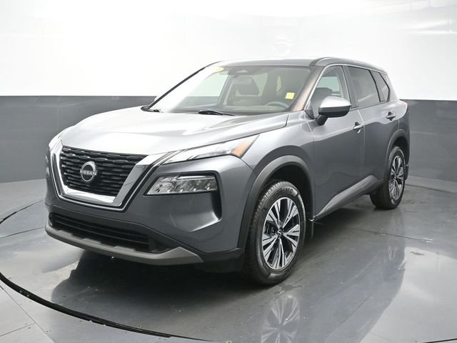 Used 2023 Gray Nissan SV image 3