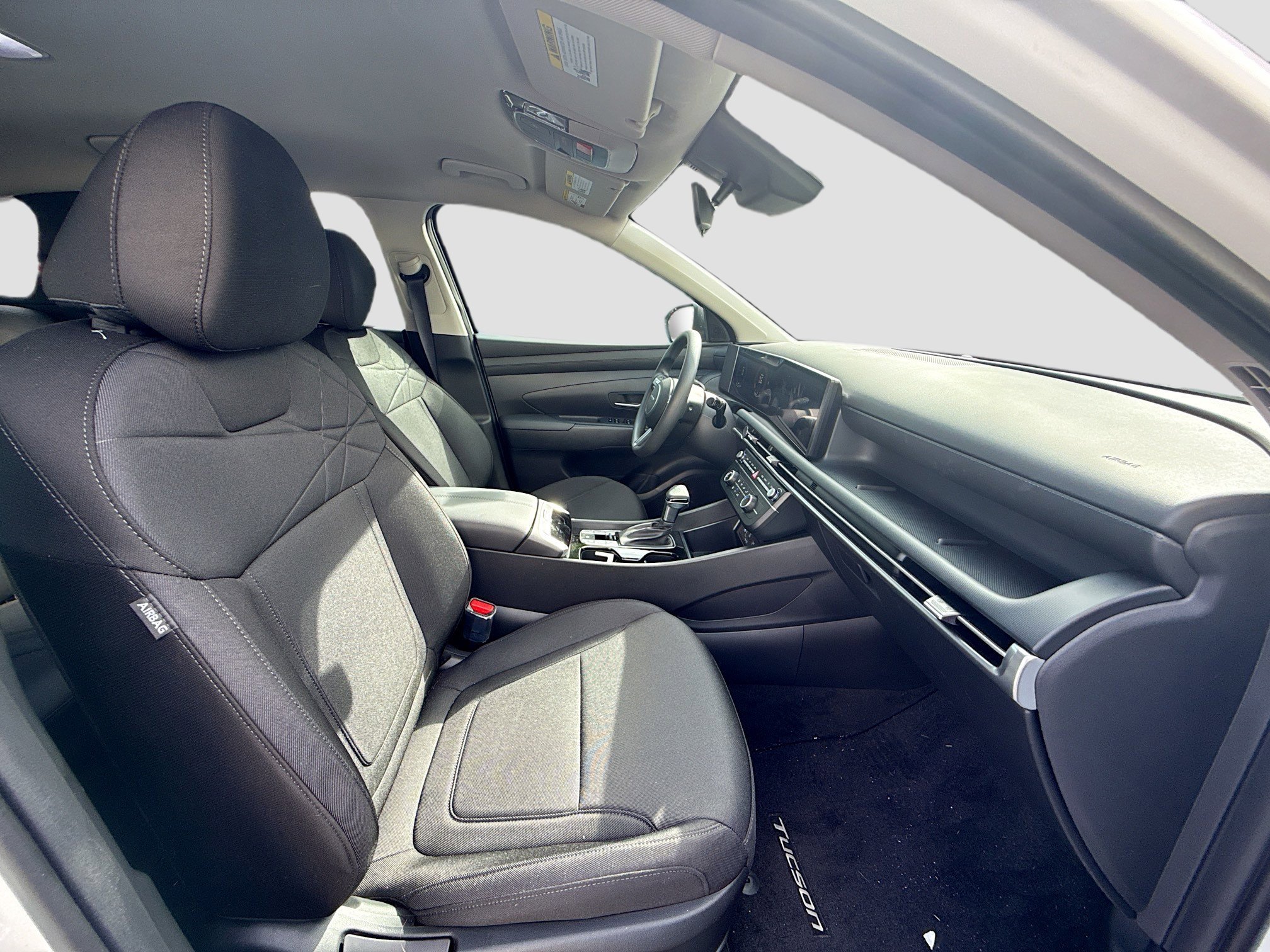 2025 Hyundai Tucson SE - Photo 44